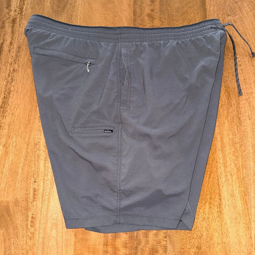 Kuhl Freeflex Mens Gray Shorts XXL Elastic Waist Drawstring Style 5449 Casual